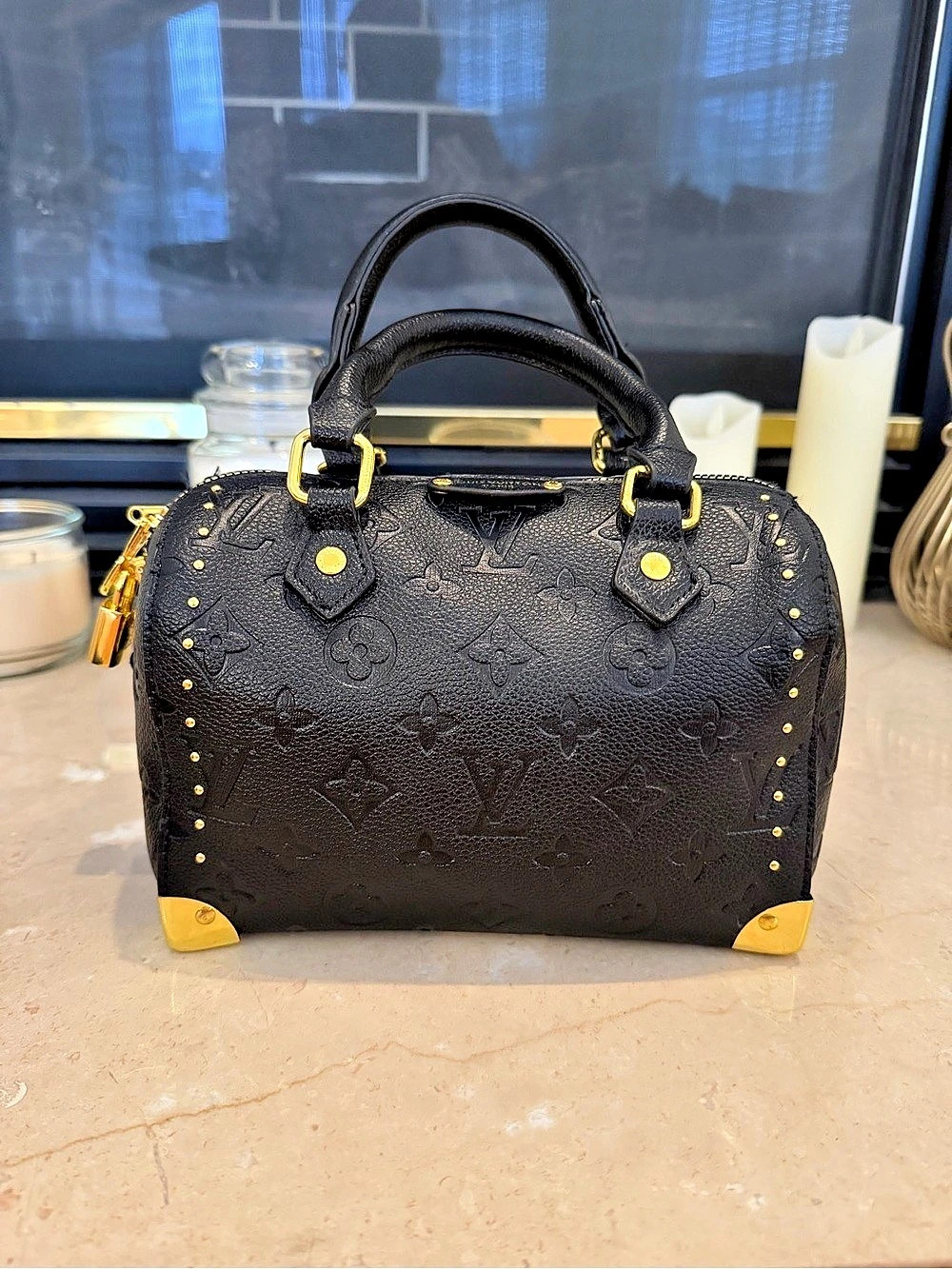 Unbranded LV Speedy Bandoulière Satchel in Black